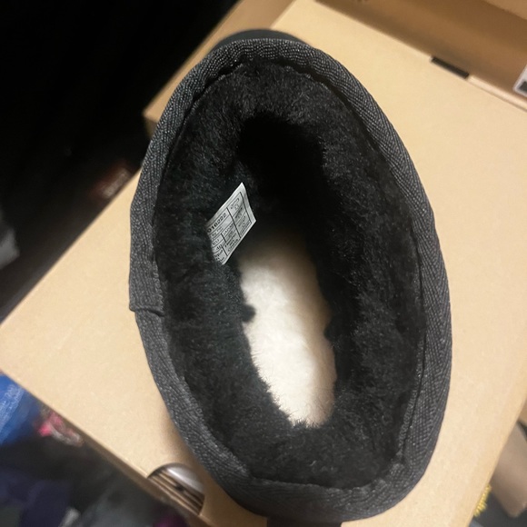 NEW - Ugg Women's Classic II Mini Winter Boots - Picture 7 of 7